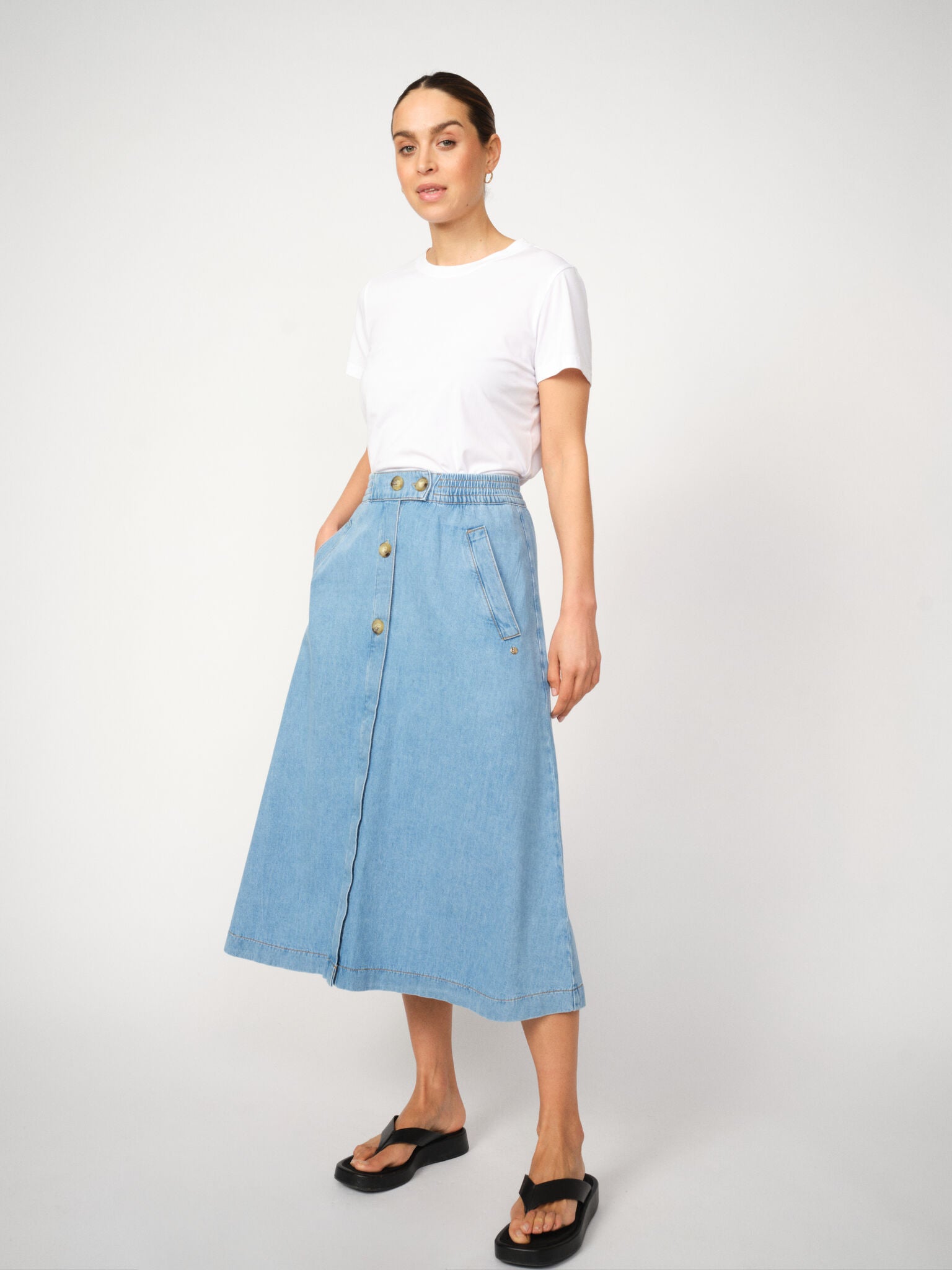 Modelshot / Light Blue / Detail